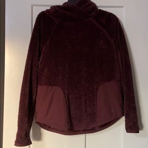 Fleece pullover